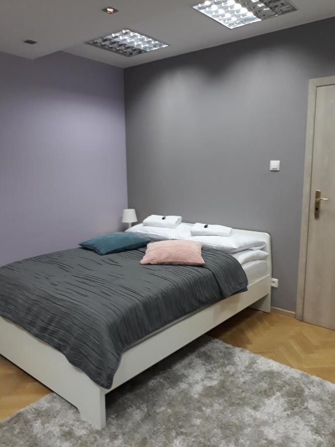 Gallery Hotel Варшава Экстерьер фото